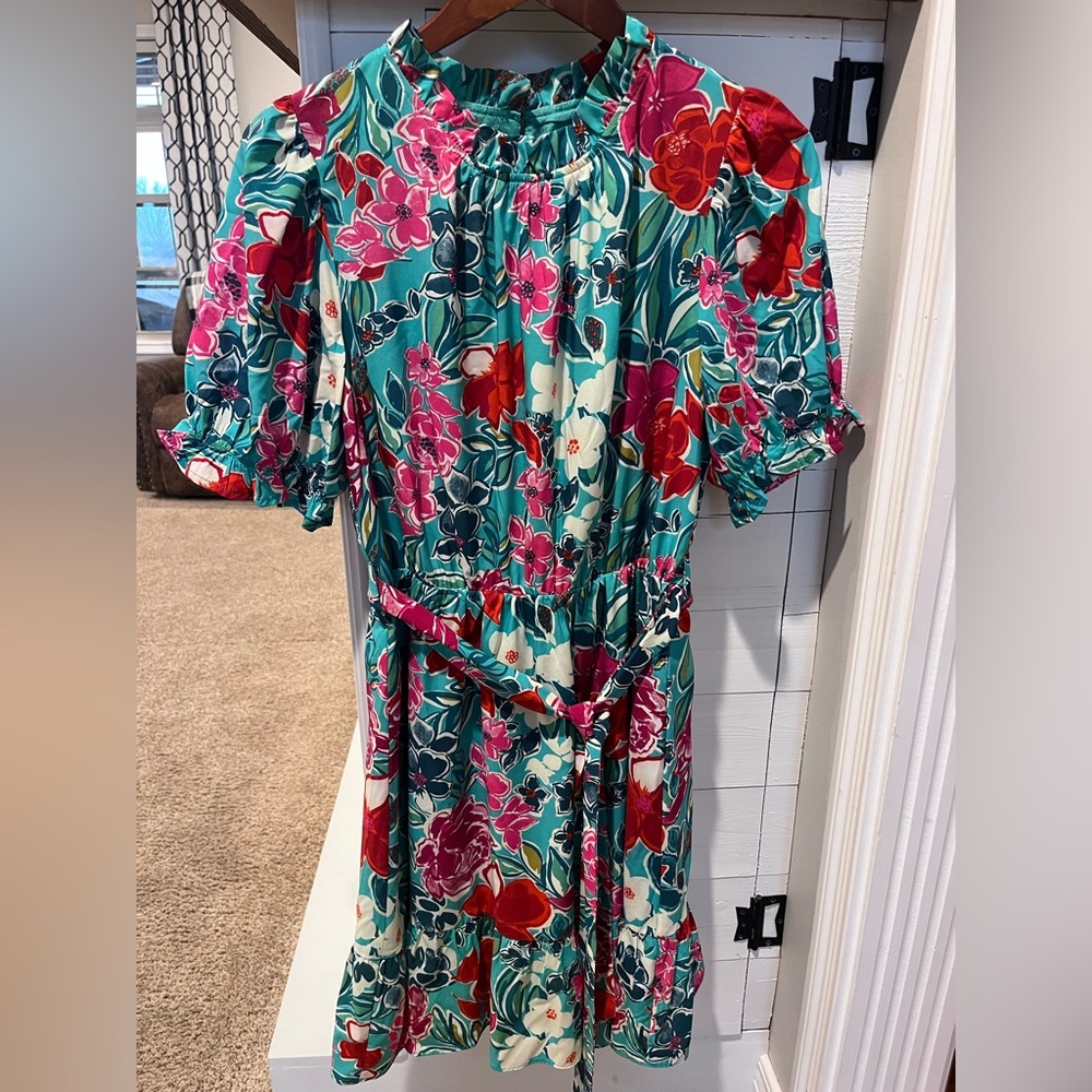THML high neck floral Green dress size large. 1522